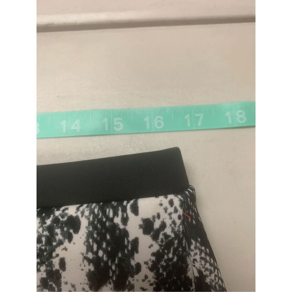 Snakeskin Patterned Skort NWT - image 5
